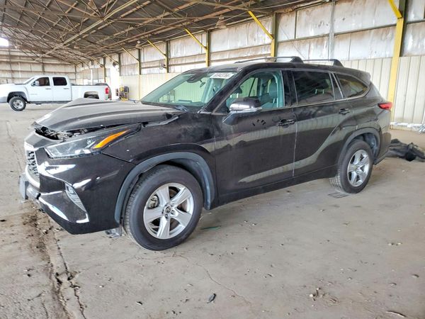 2022 TOYOTA HIGHLANDER