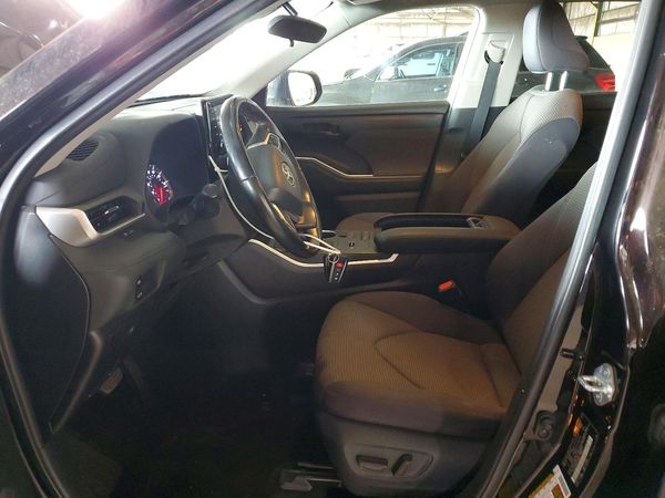 2022 TOYOTA HIGHLANDER
