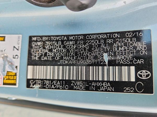 2016 TOYOTA PRIUS