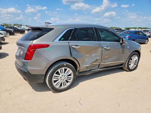 2017 CADILLAC XT5 Premium Luxury