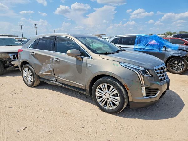 2017 CADILLAC XT5 Premium Luxury
