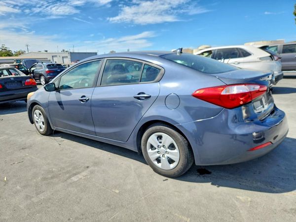 2016 KIA FORTE GL (Middle-Low Grade)
