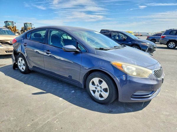 2016 KIA FORTE GL (Middle-Low Grade)