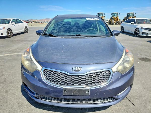 2016 KIA FORTE GL (Middle-Low Grade)