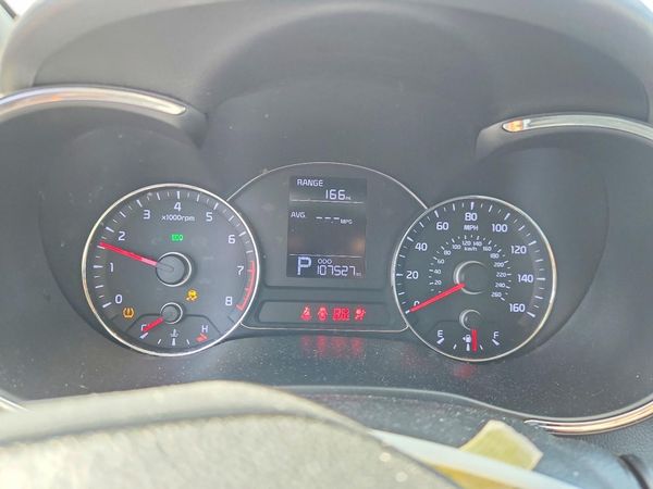 2016 KIA FORTE GL (Middle-Low Grade)