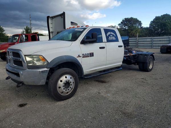 2013 RAM 5500 CREW CAB CHASSIS