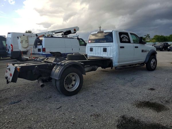 2013 RAM 5500 CREW CAB CHASSIS