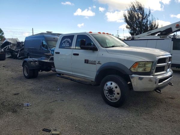 2013 RAM 5500 CREW CAB CHASSIS