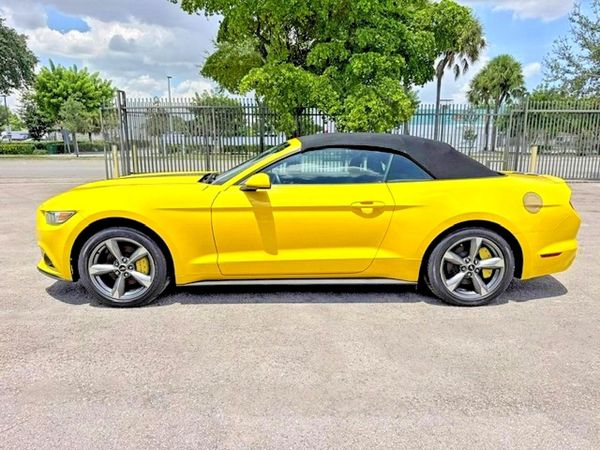 2017 FORD MUSTANG V6 Convertible