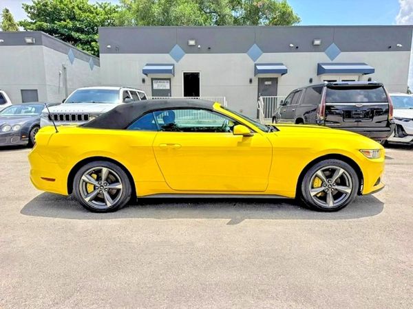 2017 FORD MUSTANG V6 Convertible