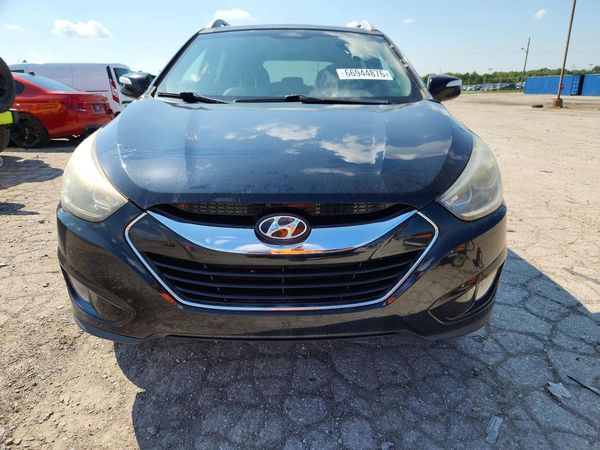2014 HYUNDAI TUCSON GLS (Middle Level)