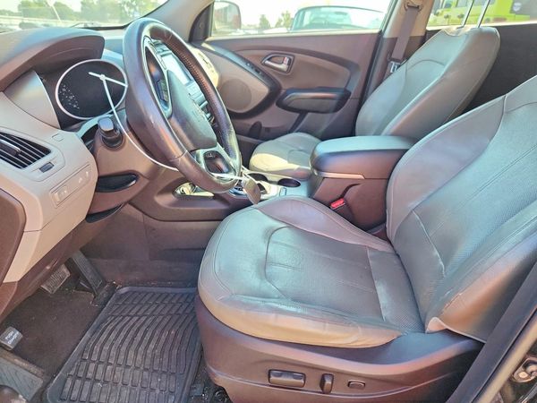 2014 HYUNDAI TUCSON GLS (Middle Level)