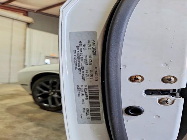 2019 DODGE CHALLENGER SXT