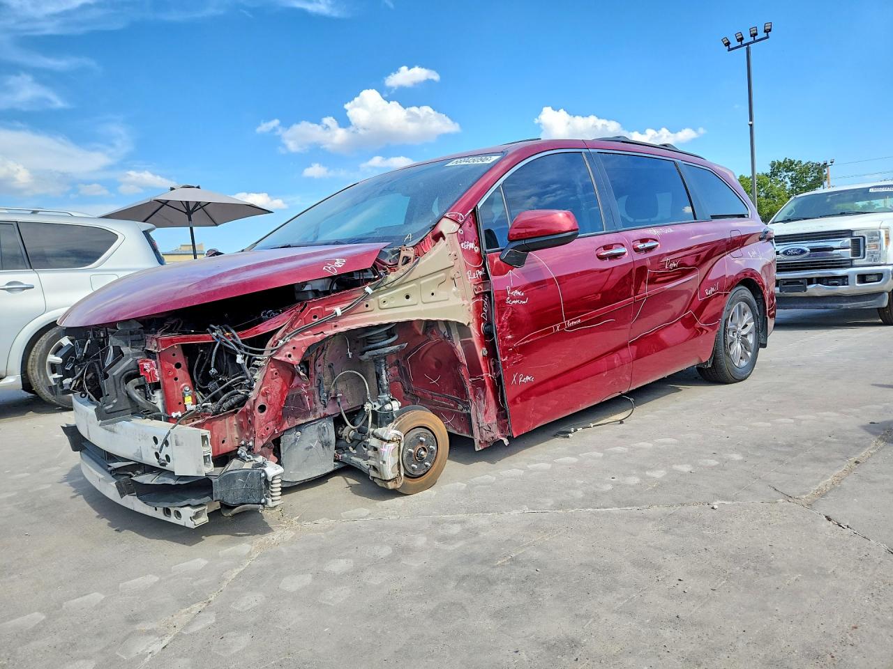2022 TOYOTA SIENNA