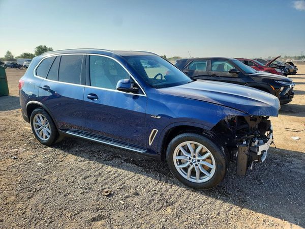 2023 BMW X5 xDrive45e