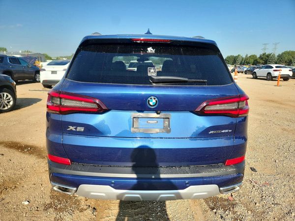 2023 BMW X5 xDrive45e