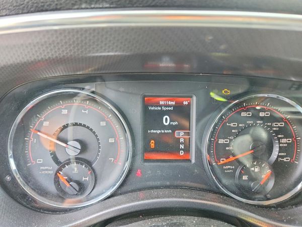 2014 DODGE CHARGER SE