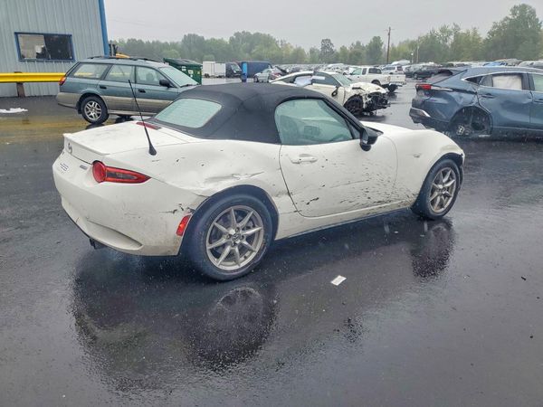 2016 MAZDA MX-5 MIATA