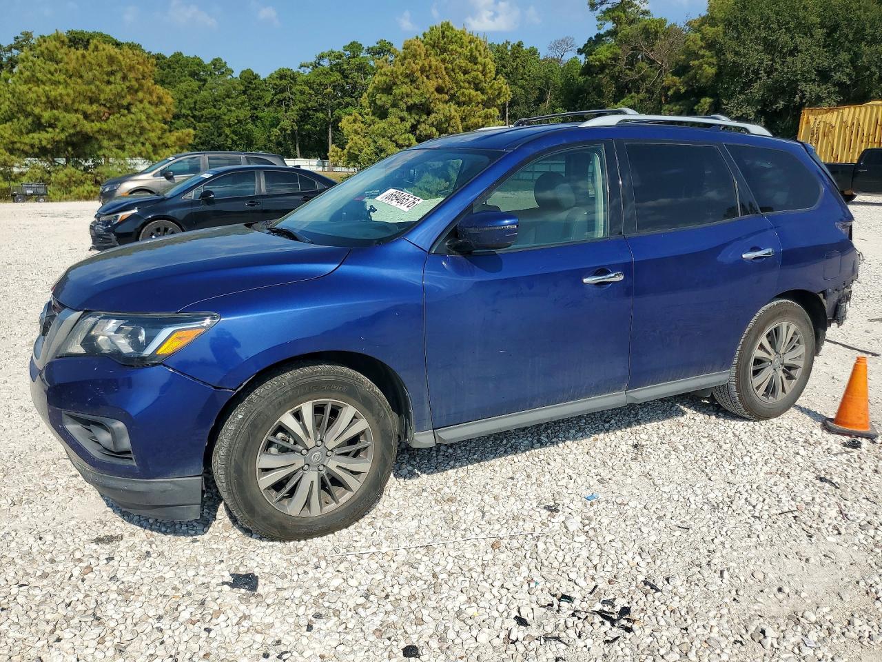2020 NISSAN PATHFINDER SV