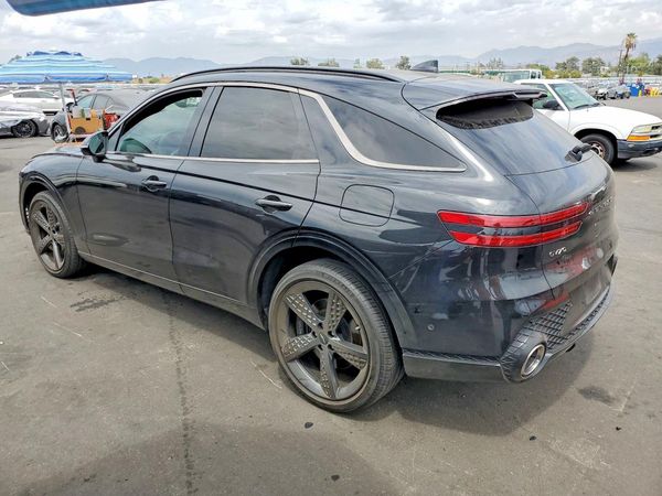 2023 GENESIS GV70