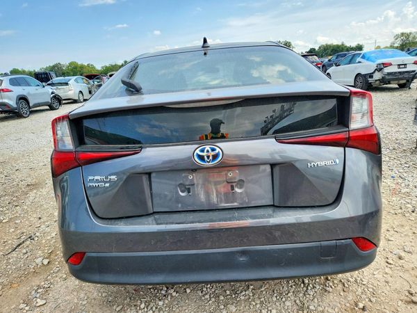 2021 TOYOTA PRIUS