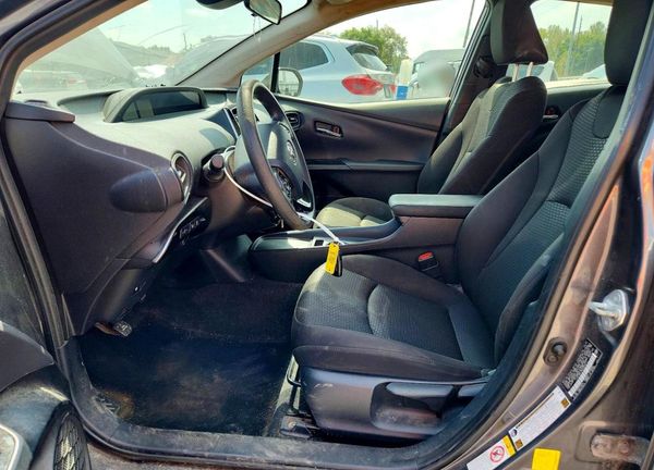 2021 TOYOTA PRIUS