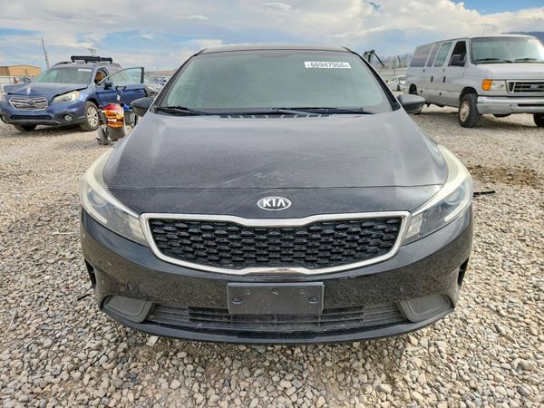 2017 KIA FORTE LX Base