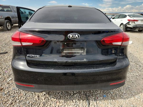 2017 KIA FORTE LX Base
