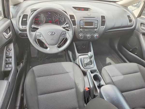 2017 KIA FORTE LX Base