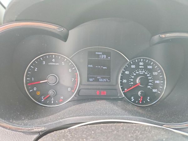 2017 KIA FORTE LX Base