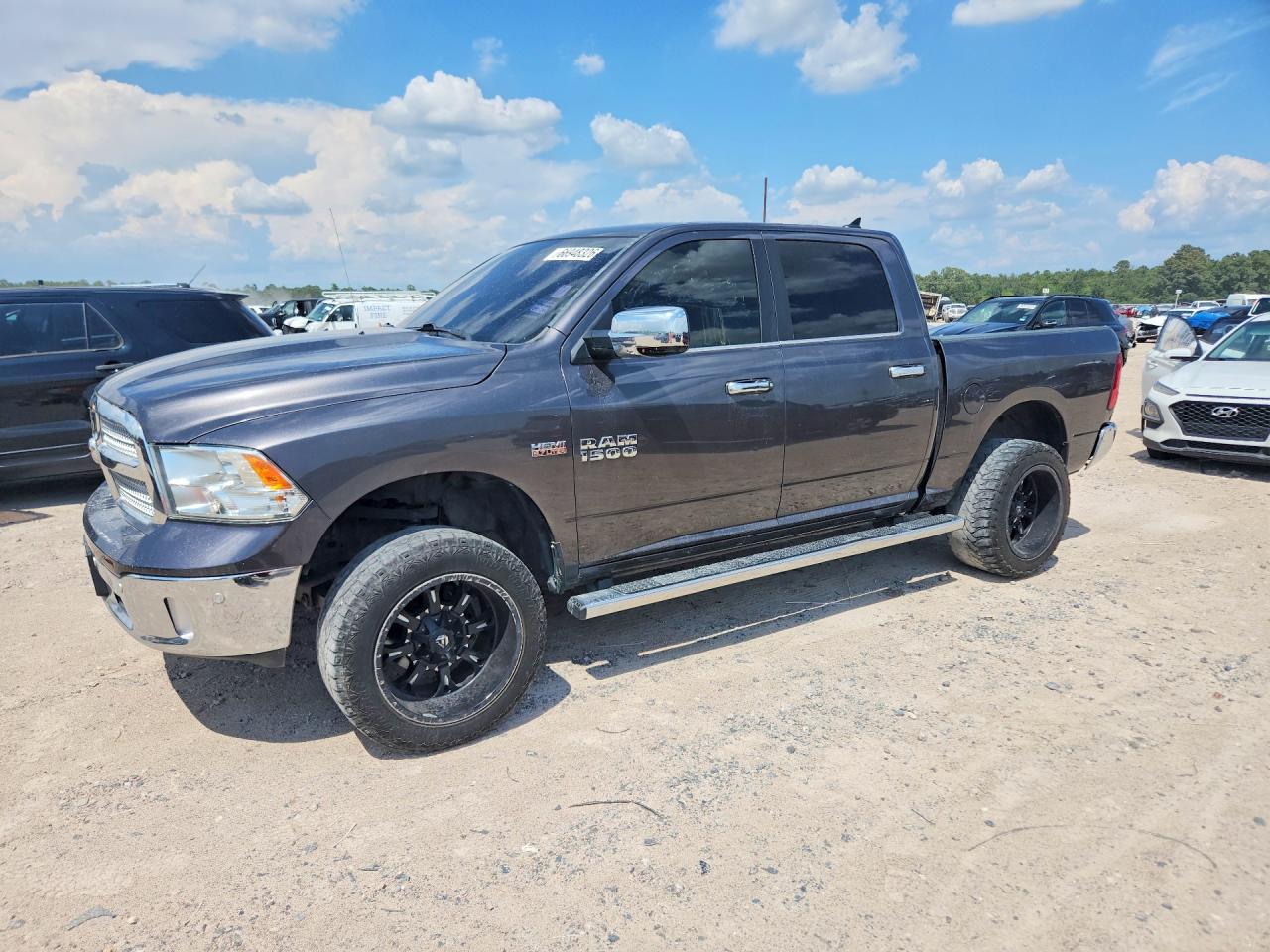 2017 RAM 1500 SLT