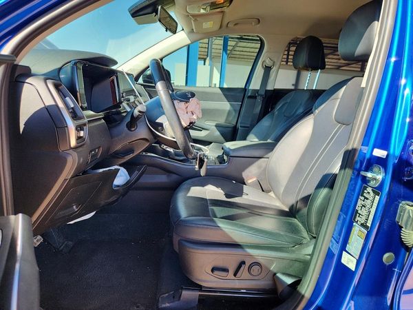 2022 KIA SORENTO