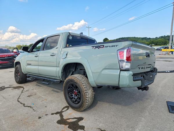 2022 TOYOTA TACOMA SR5
