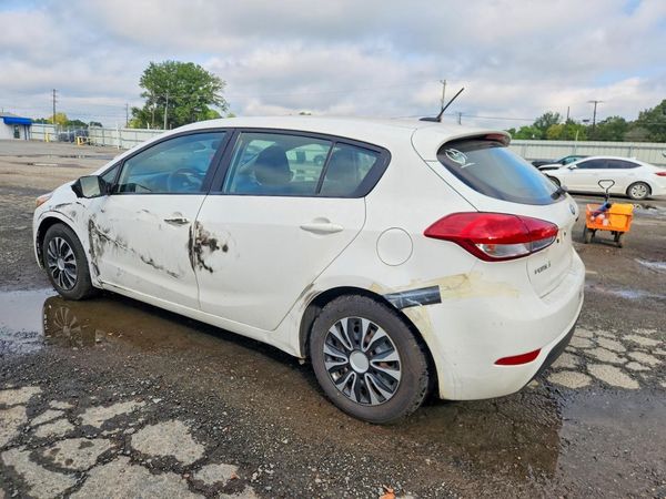 2018 KIA FORTE5