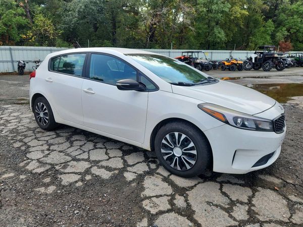 2018 KIA FORTE5