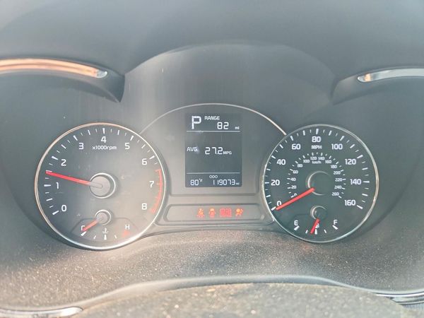 2018 KIA FORTE5