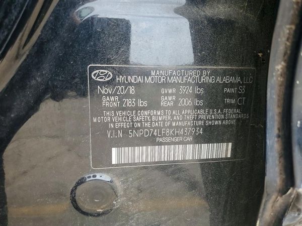 2019 HYUNDAI ELANTRA SE