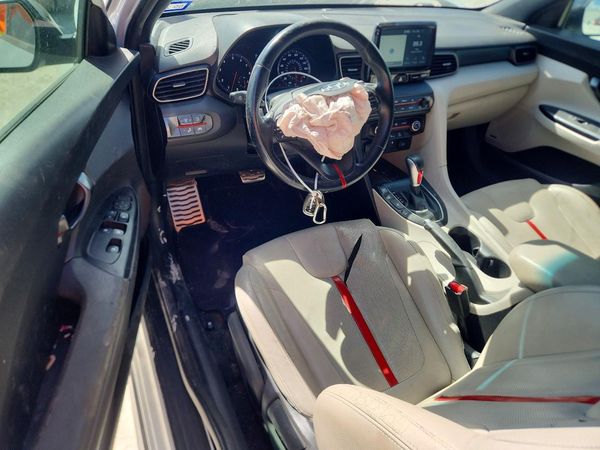2019 HYUNDAI VELOSTER