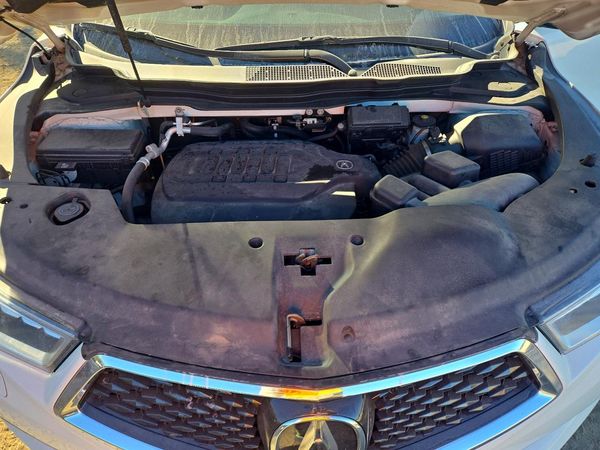 2018 ACURA MDX NAVI — Engine bay