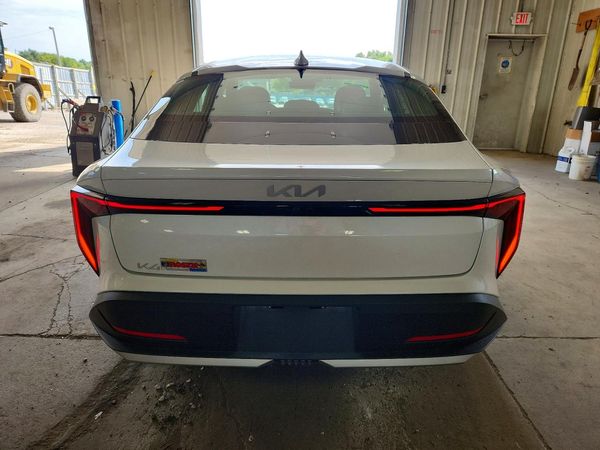2026 KIA K4
