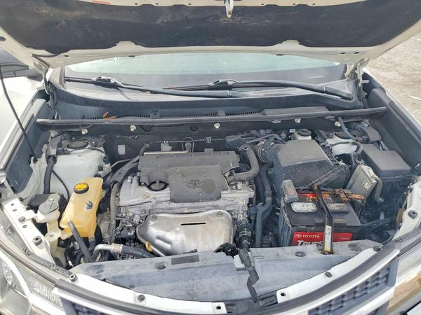 2015 TOYOTA RAV4 LE (X Grade)