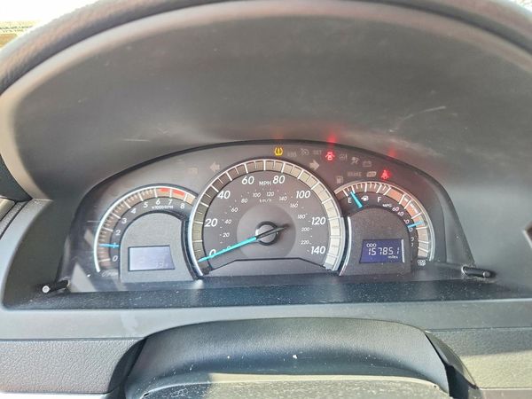 2012 TOYOTA CAMRY