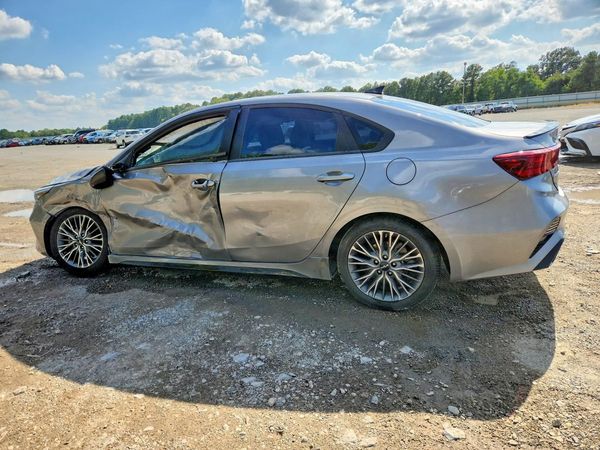 2024 KIA FORTE GT Line