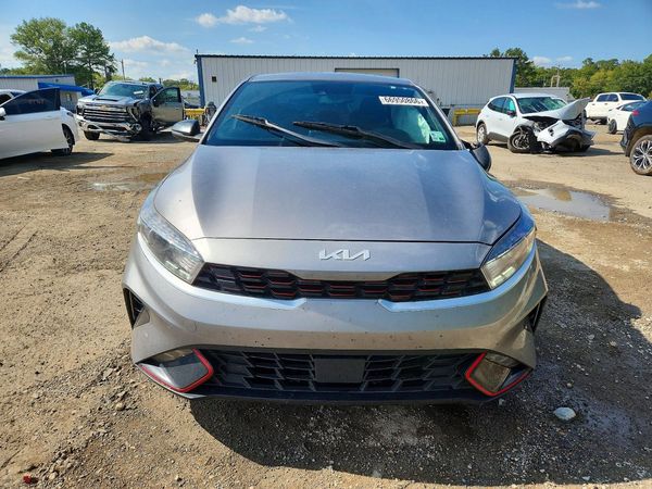 2024 KIA FORTE GT Line