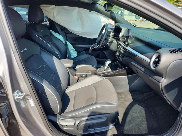 2024 KIA FORTE GT Line