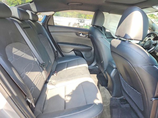 2024 KIA FORTE GT Line