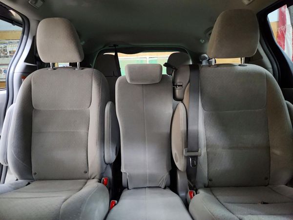 2015 TOYOTA SIENNA