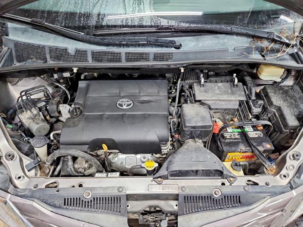 2015 TOYOTA SIENNA
