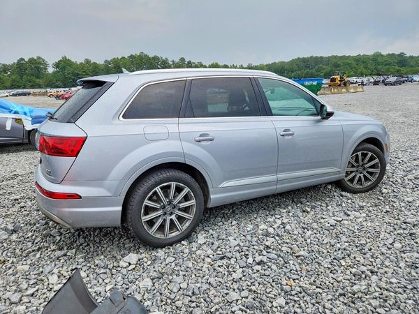 2018 AUDI Q7 quattro Premium