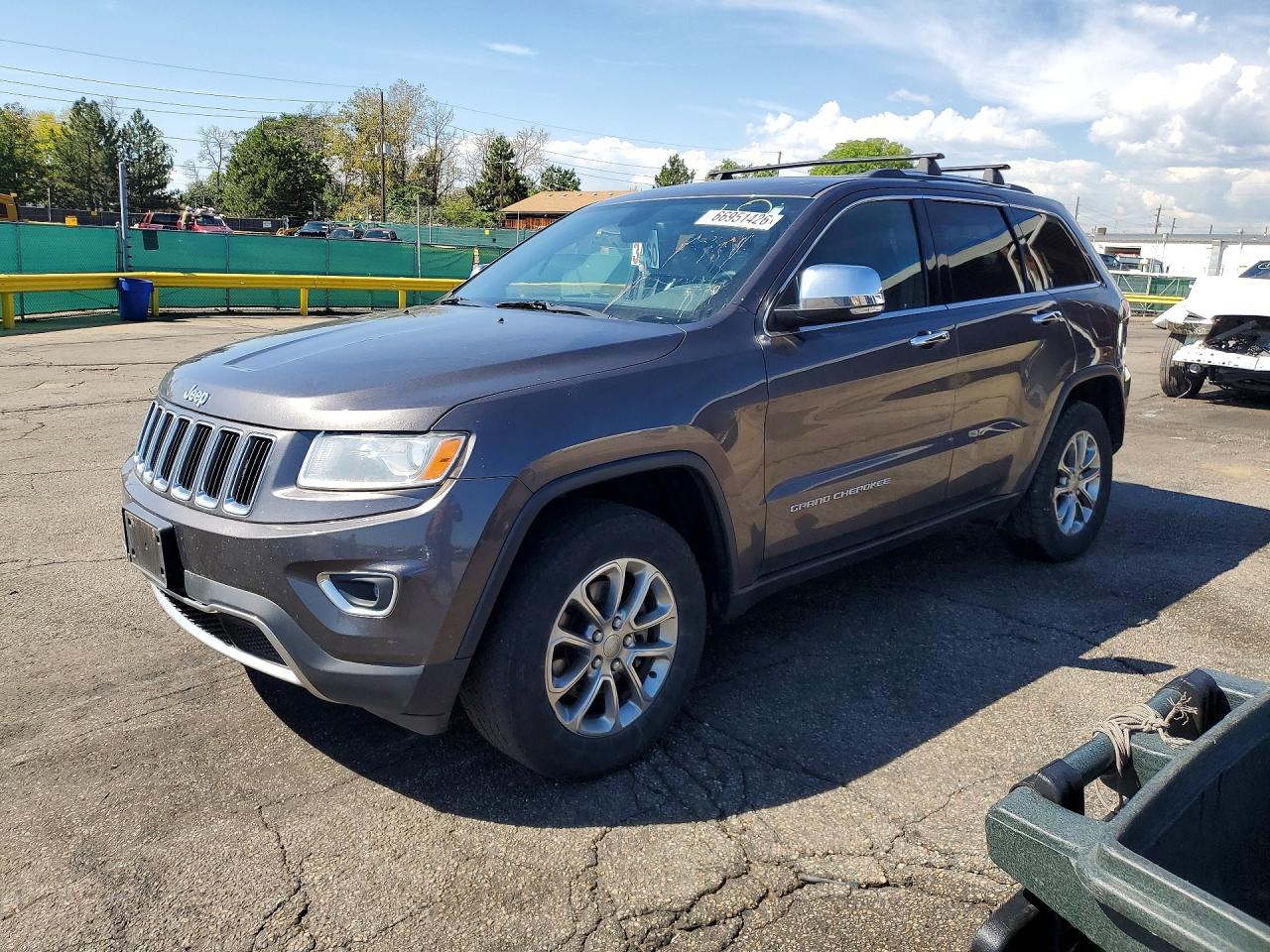 2015 JEEP GRAND CHEROKEE Limited — Front 3/4